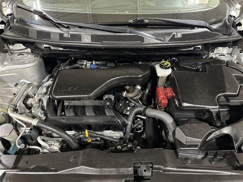 Used 2020 Nissan Rogue Sport SV image 24