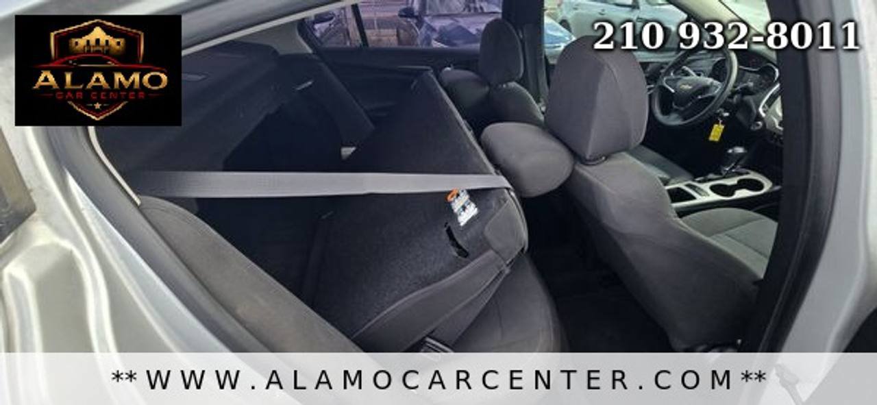 Used 2018 Chevrolet Cruze LS FWD image 20