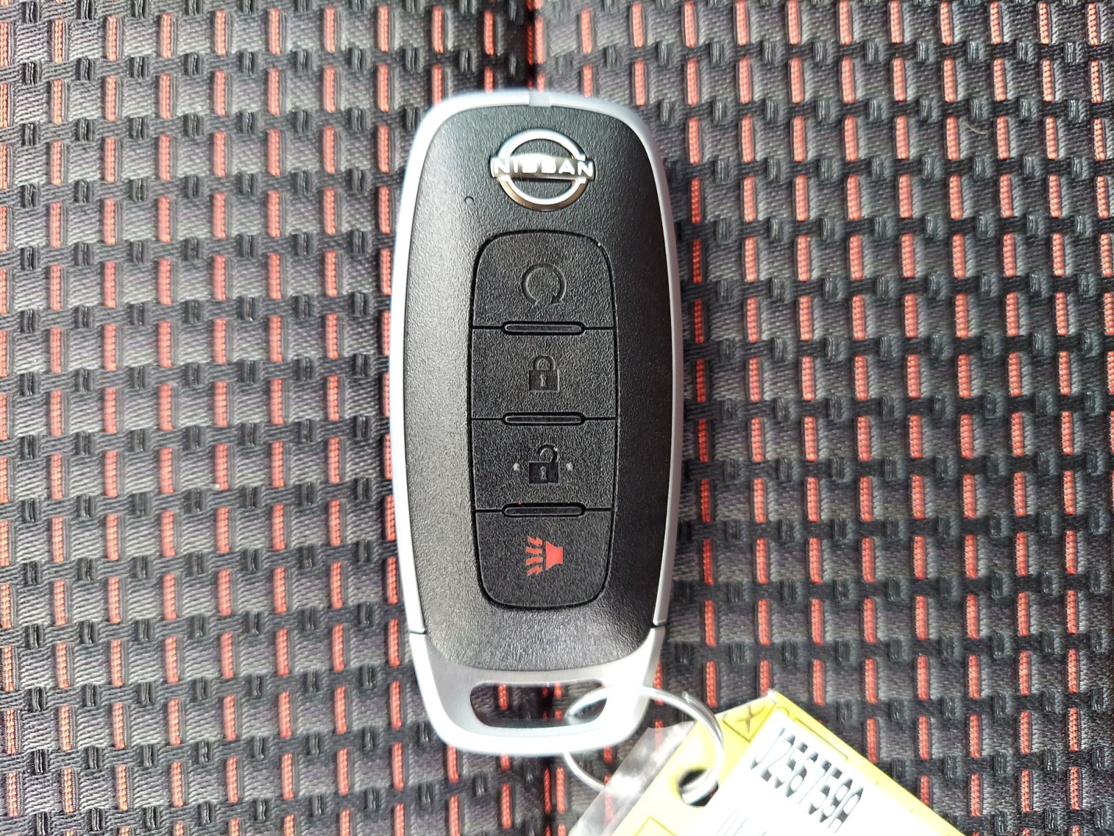 Used 2026 Nissan Kicks SR w/ SR Premium Package FWD image 31
