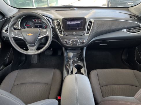 Used 2024 Chevrolet Malibu LT FWD image 24