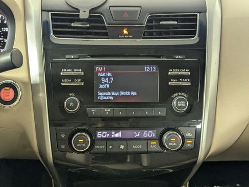 Used 2015 Nissan Altima 2.5 SL w/ Moonroof Package FWD image 21