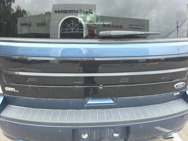 Used 2019 Ford Flex SEL w/ Equipment Group 202A AWD/4WD image 9