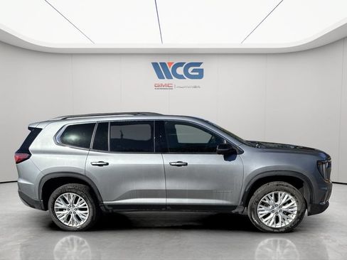Used 2024 GMC Acadia Elevation w/ Luxury Package AWD/4WD image 2