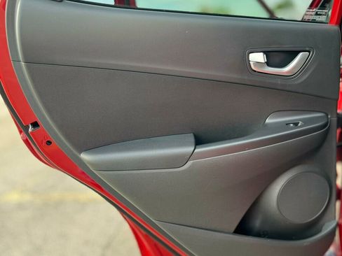 Used 2022 Hyundai Kona SEL w/ Convenience Package image 16