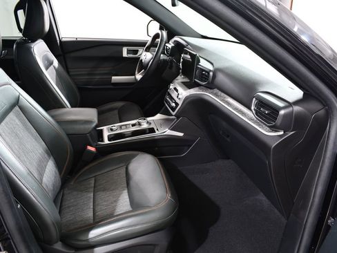 Used 2023 Ford Explorer Timberline w/ Timberline Technology Package image 10