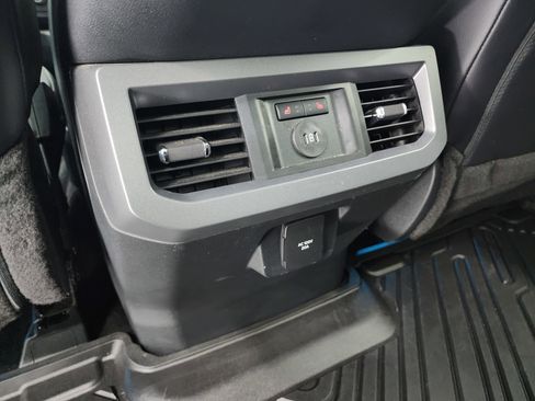 Used 2025 Ford F350 Lariat w/ Lariat Ultimate Package image 36