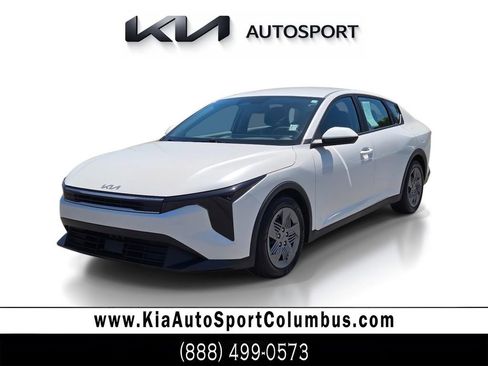 Used 2025 Kia K4 FWD image 1