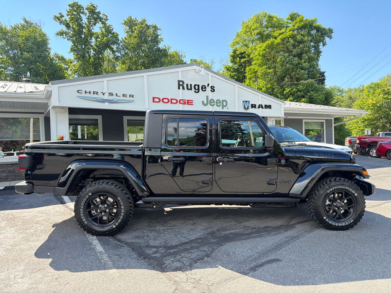 New 2026 Jeep Gladiator Sport AWD/4WD image 5