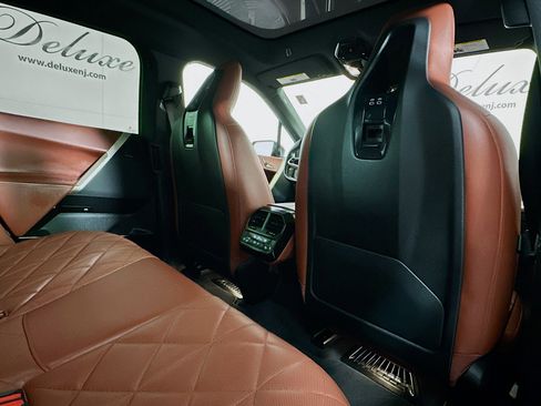 Used 2023 BMW iX xDrive50 w/ Ultimate Package 2 image 28