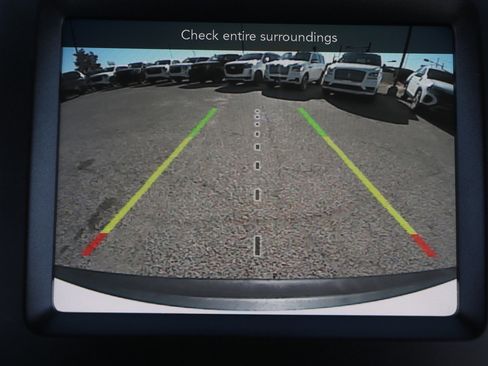 Used 2022 Jeep Cherokee Trailhawk image 23