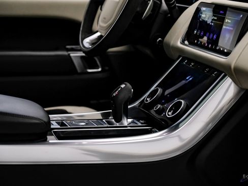 Used 2021 Land Rover Range Rover Sport HST image 52