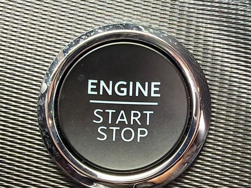 Used 2025 Ford Explorer ST-Line w/ ST-Line Street Pack image 34