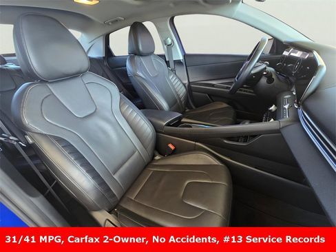 Used 2021 Hyundai Elantra Limited image 3