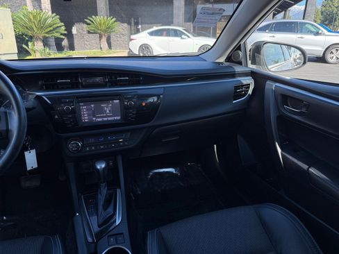 Used 2014 Toyota Corolla S image 23