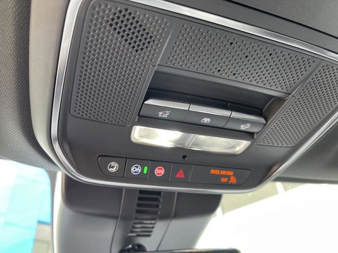 Used 2025 Chevrolet Traverse High Country w/ LPO, Floor Liner Package AWD/4WD image 27