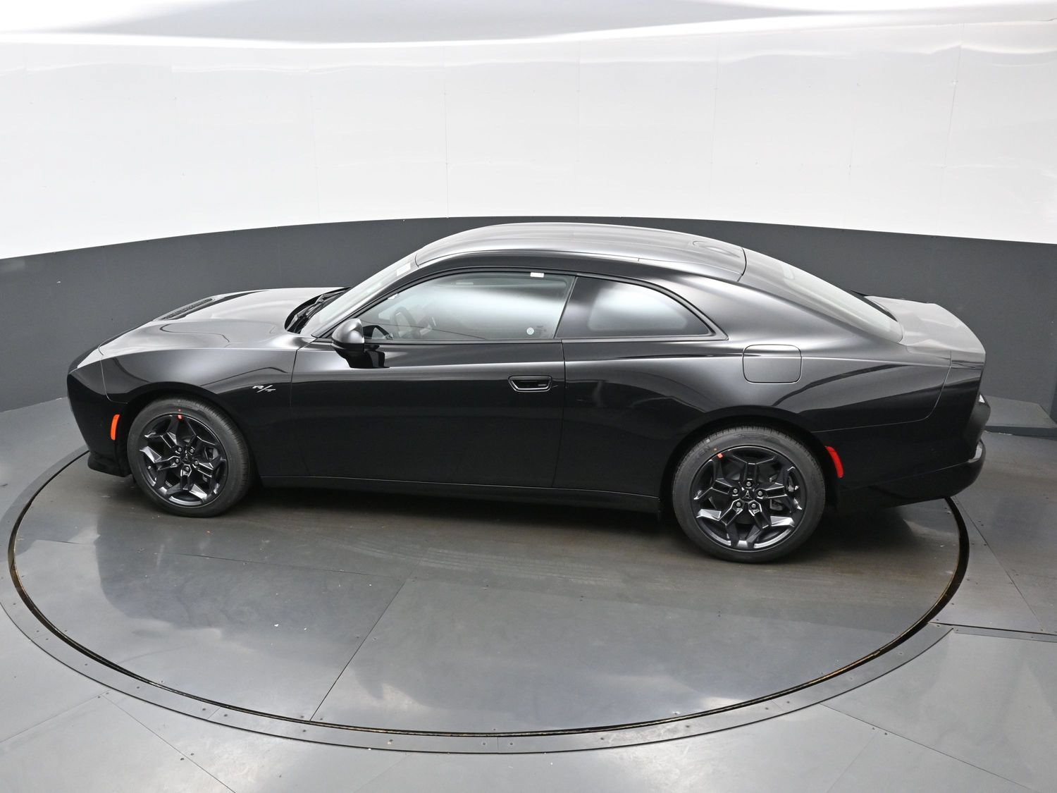 New 2027 Dodge Charger R/T AWD/4WD image 22