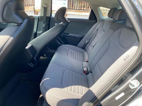Used 2025 Kia K4 EX FWD image 9