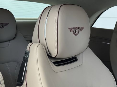 Certified 2024 Bentley Continental GT image 42