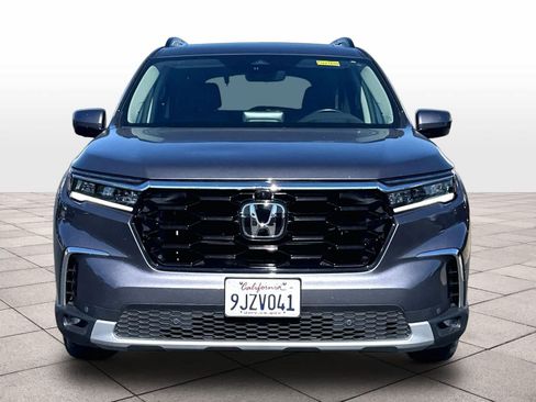Used 2024 Honda Pilot Elite image 2