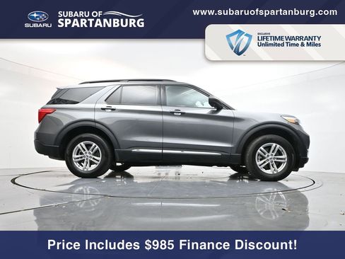 Used 2023 Ford Explorer XLT image 33