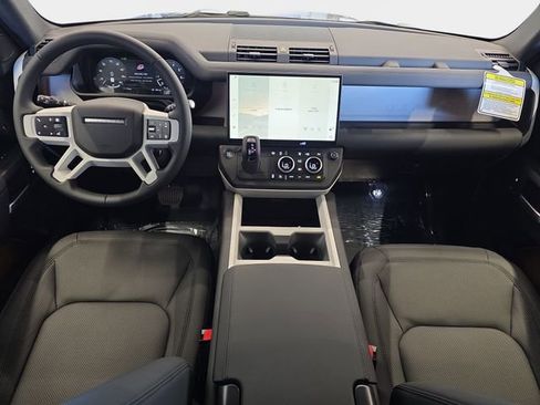 New 2026 Land Rover Defender 110 X-Dynamic SE AWD/4WD image 9