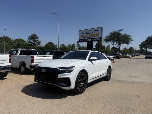 Used 2020 Audi Q8 Premium Plus AWD/4WD image 3
