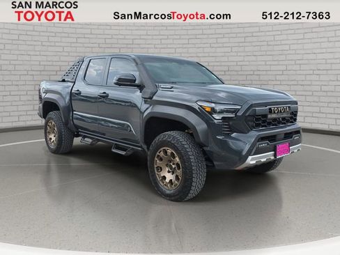 Used 2025 Toyota Tacoma 4x4 Double Cab Hybrid image 3