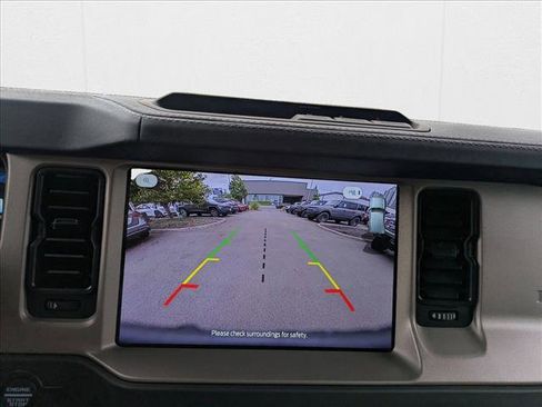 New 2025 Ford Bronco Outer Banks image 14