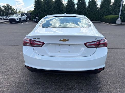 Used 2019 Chevrolet Malibu LT FWD image 4