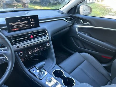 Used 2026 Genesis G70 2.5T RWD image 11