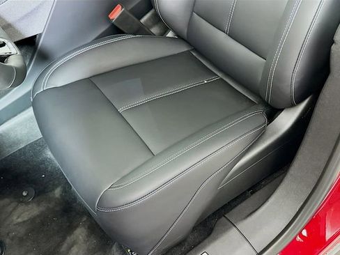 New 2025 Cadillac Optiq Luxury 1 image 19