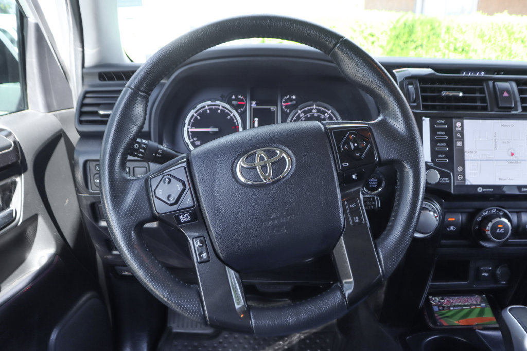 Used 2022 Toyota 4Runner TRD Off-Road Premium w/ Moonroof Package AWD/4WD image 19