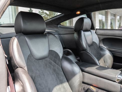 Used 2002 Aston Martin Vanquish image 26