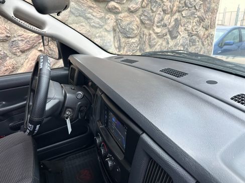 Used 2005 Dodge Ram 2500 Truck ST w/ Trailer Tow Group image 28