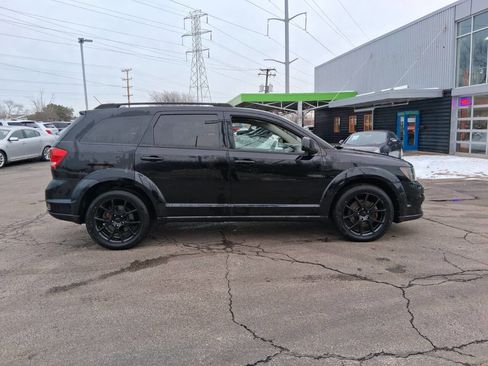 Used 2014 Dodge Journey SXT w/ Flexible Seating Group image 4