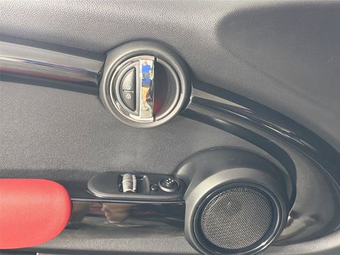 Used 2017 MINI Cooper S FWD image 15