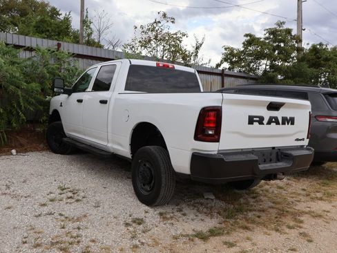 Used 2026 RAM 2500 Tradesman AWD/4WD image 4