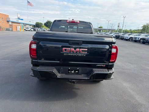 Used 2024 GMC Canyon AT4 w/ AT4 Premium Package AWD/4WD image 6