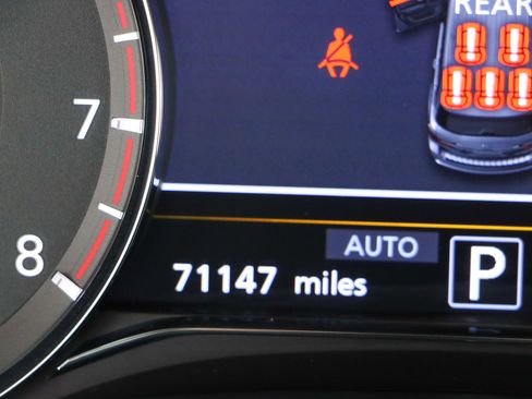 Used 2022 INFINITI QX80 Premium Select w/ Cargo Package image 17