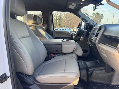 Used 2022 Ford F250 XL w/ Power Equipment Group image 21