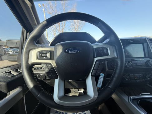 Used 2019 Ford F250 Lariat w/ Lariat Value Package image 16