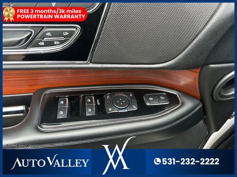 Used 2018 Lincoln Navigator Reserve w/ Technology Package image 17