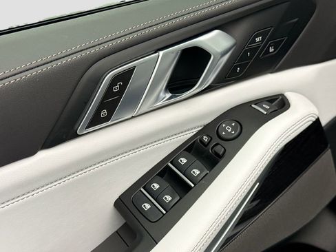 New 2026 BMW X5 sDrive40i image 22