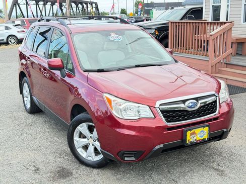 Used 2015 Subaru Forester 2.5i Premium w/ All-Weather Package AWD/4WD image 2