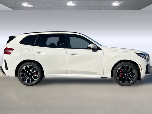 New 2026 BMW X3 xDrive30 w/ Premium Package image 7