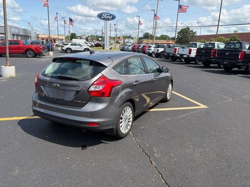 Used 2012 Ford Focus Titanium FWD image 7
