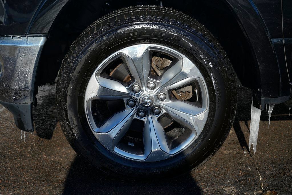 Used 2022 RAM 1500 Limited AWD/4WD image 13