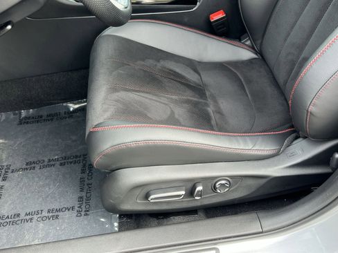 Used 2025 Acura Integra Type S image 11