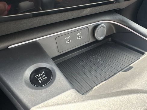 New 2026 Nissan Sentra SR w/ Floor Mat Package FWD image 20
