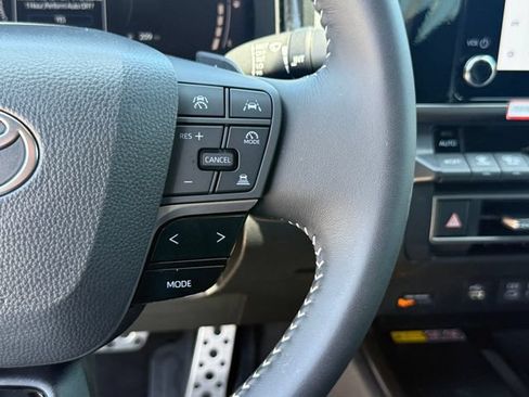 Used 2026 Toyota Camry SE w/ Convenience Package FWD image 15